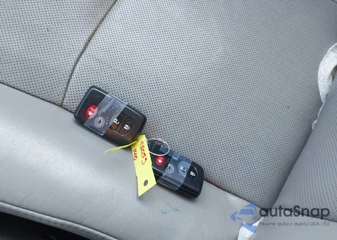 2013 Toyota Highlander Limited V6 from USA, damaged, VIN 5TDDK3EH7DS191351